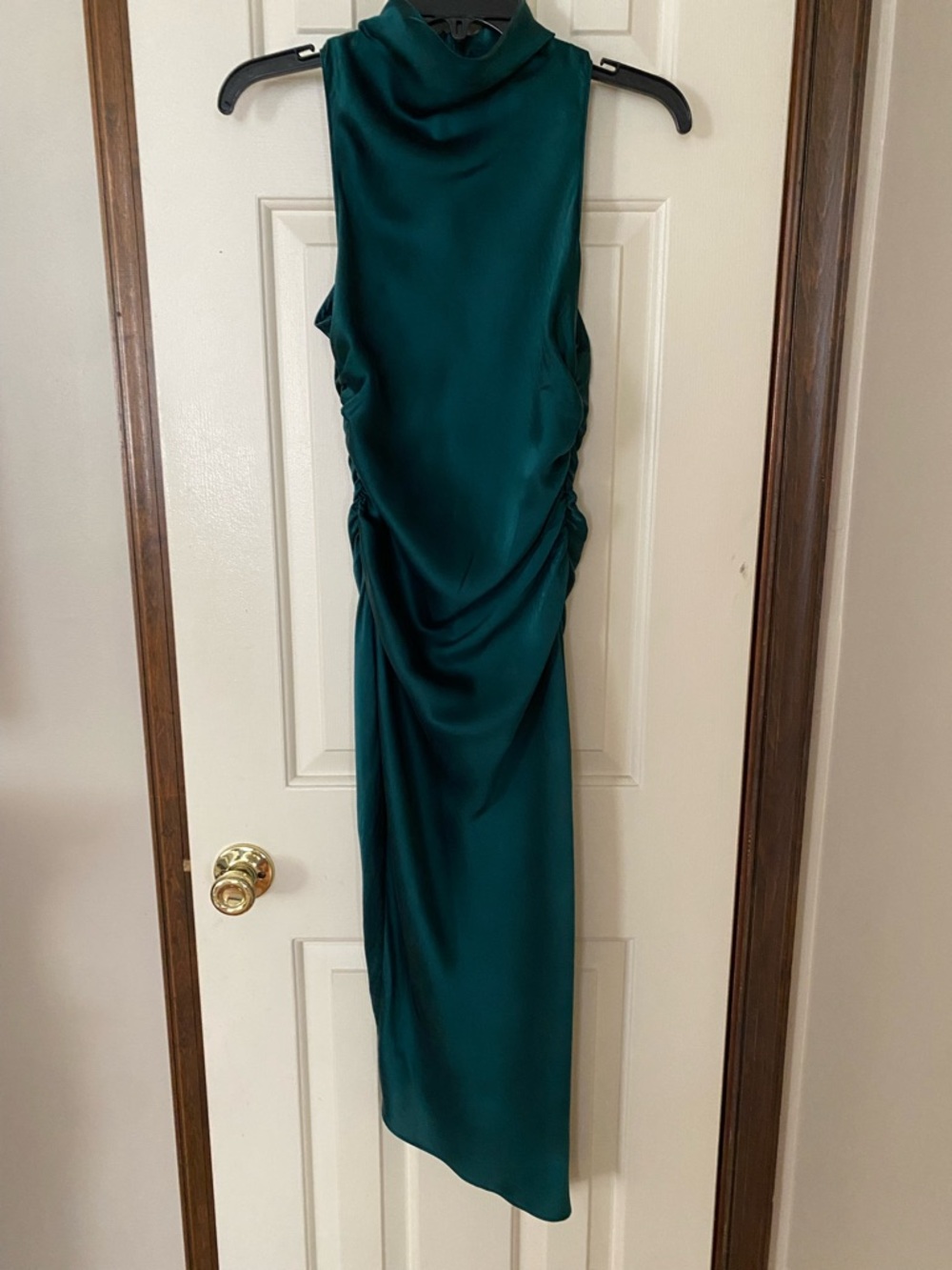 Banana Republic Eclipse Silk midi Dress in Emerald Green - Picture 2 of 5